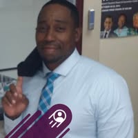 Agent profile picture