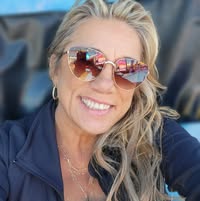 Agent profile picture