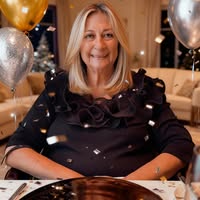 Agent profile picture